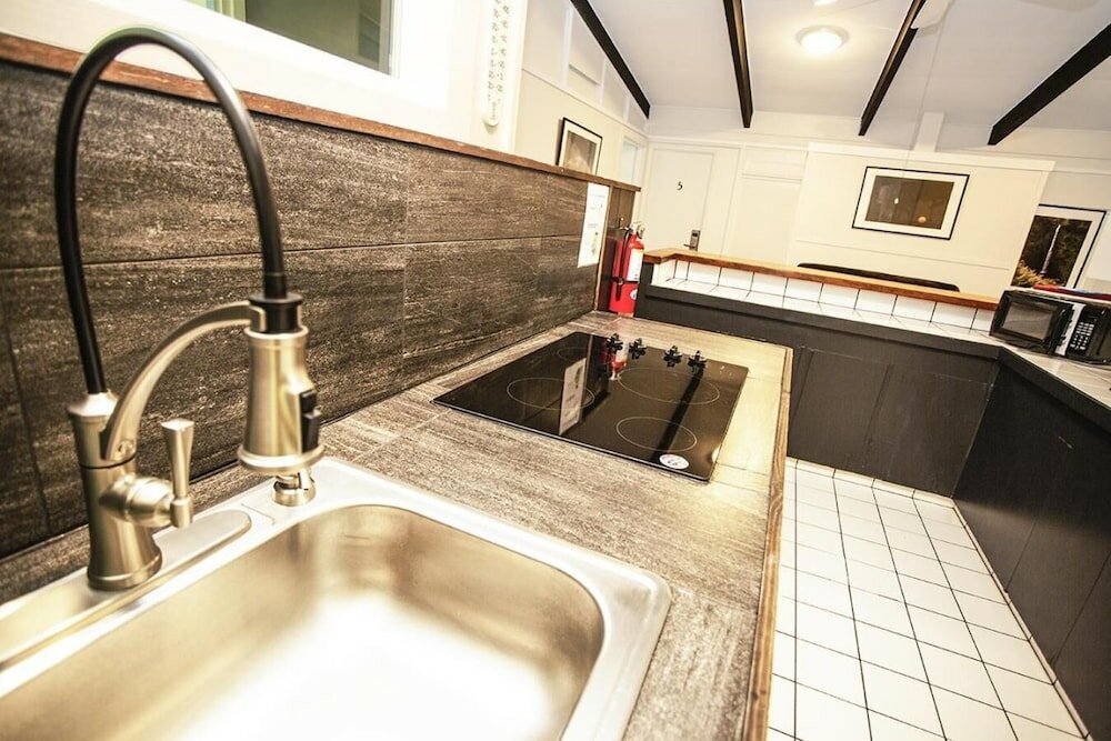 Фото Arnott's Lodge