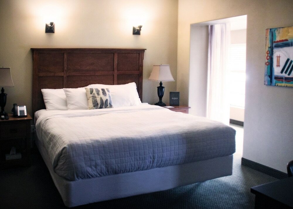 Фото The Calvert Hotel