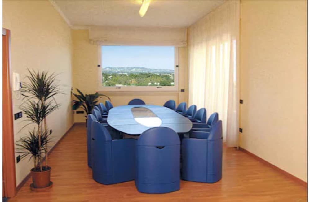 Фото Recina Hotel