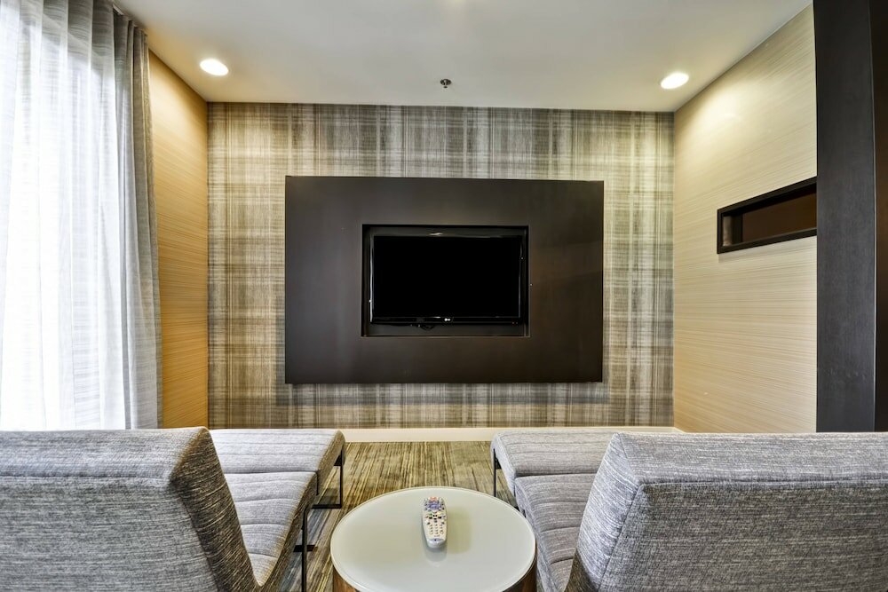 Фото Courtyard by Marriott Dallas Medical/Market Center