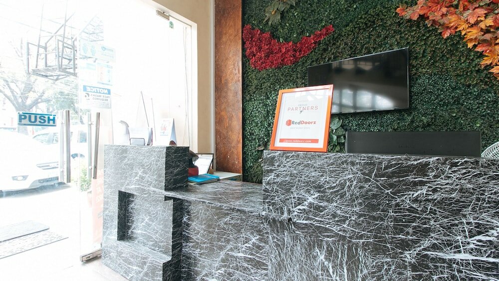 Фото RedDoorz near Quirino Station