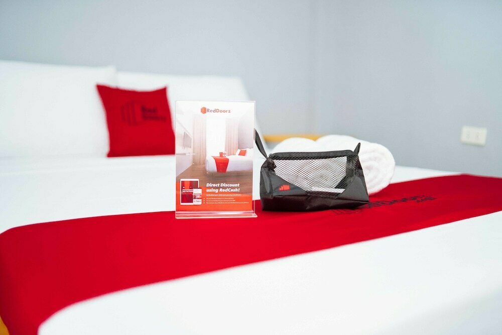 Hotel RedDoorz Plus @ Casa Lucia Sindalan San Fernando City Pampanga, Province of Pampanga, photo