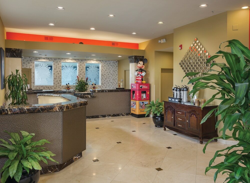 Фото Peacock Suites