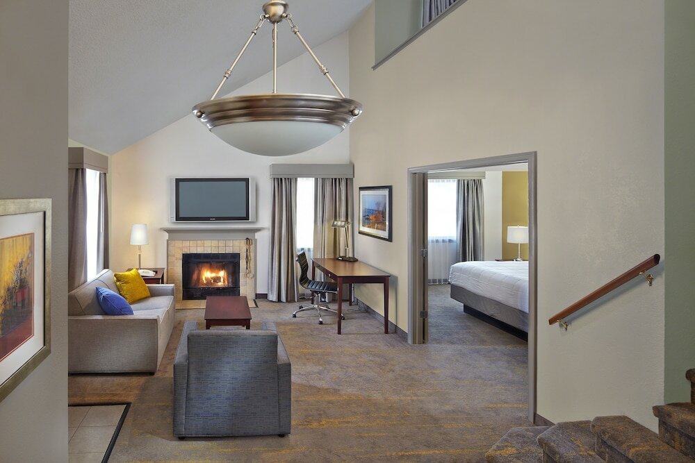 Фото New Haven Village Suites