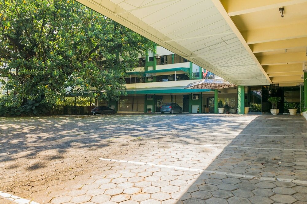 Фото Harbor Inn Jaraguá