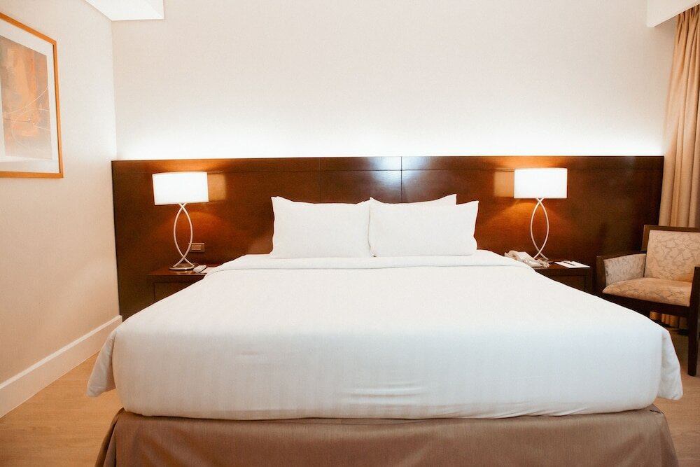 Фото Harolds Evotel Cebu