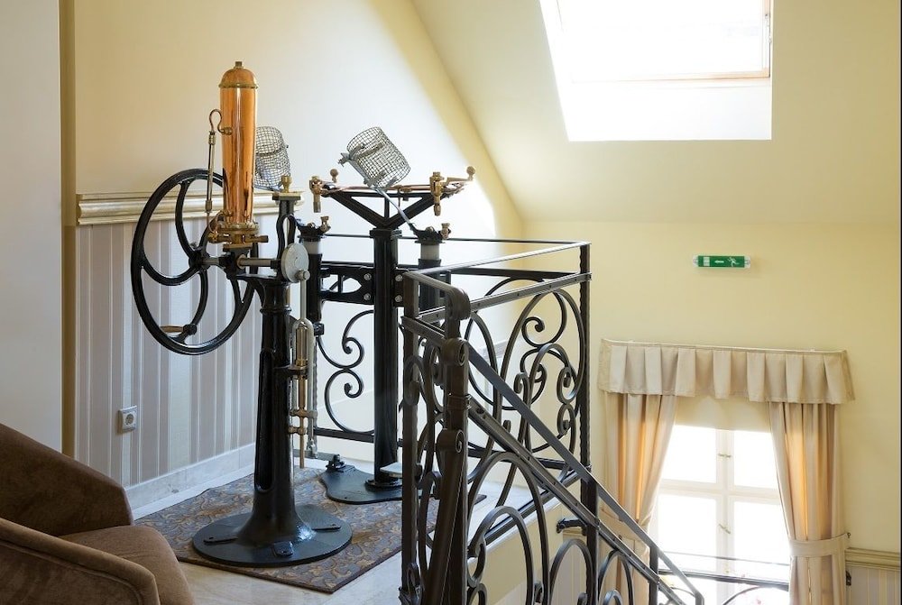 Фото Barokk Hotel Promenád Gyor