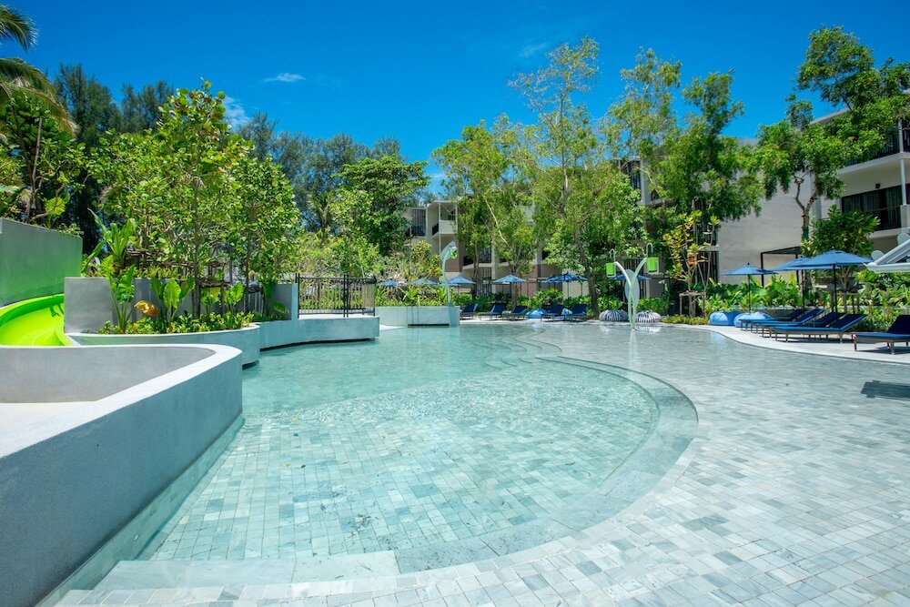 Фото Holiday Inn Resort Phuket Mai Khao Beach