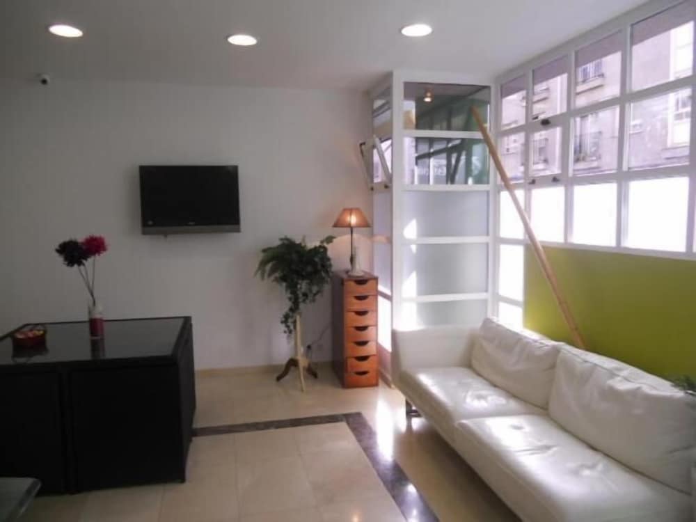 Фото Albergue La Estación - Hostel