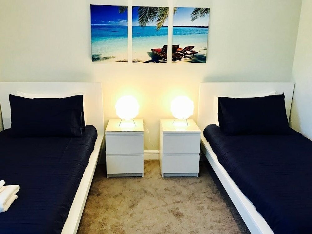 Фото 4 Bedroom Home by Ideal Experience Vr