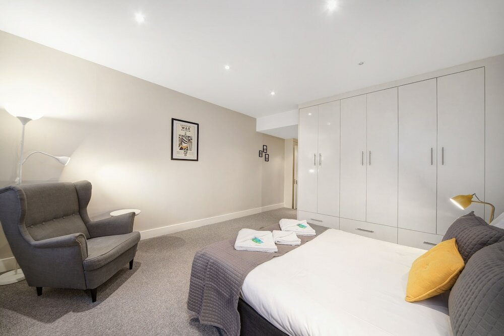 Фото Executive Apartments in Central London with WiFi