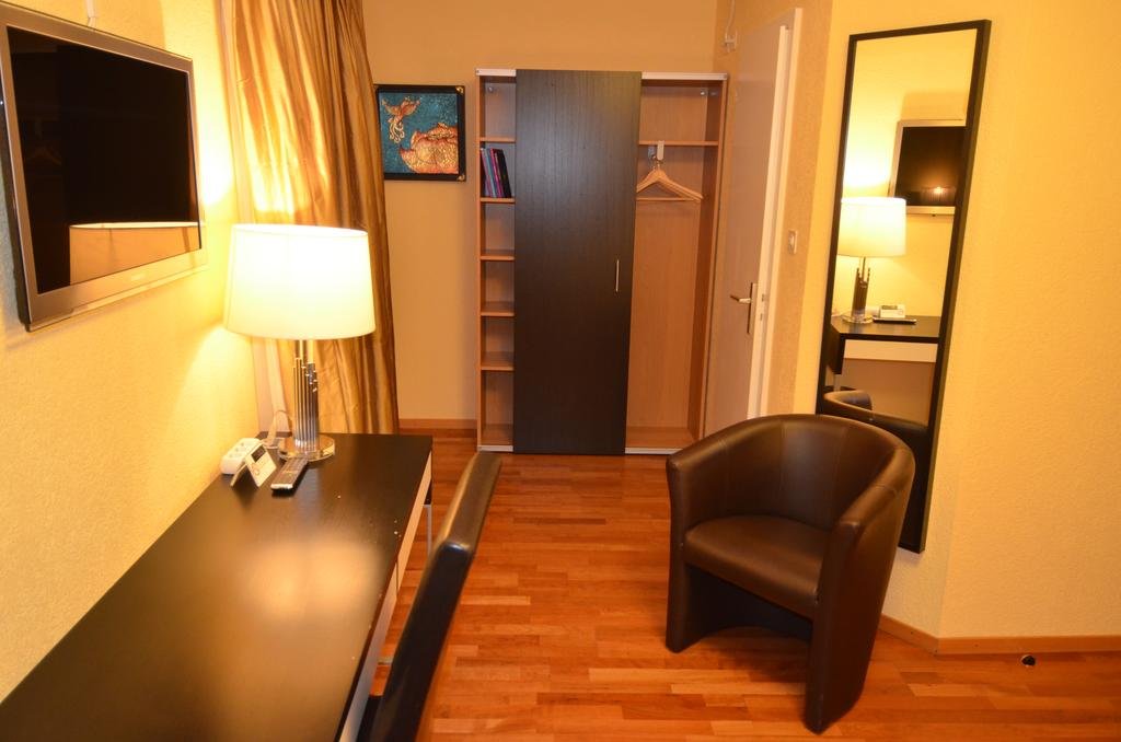 Фото отеля 4