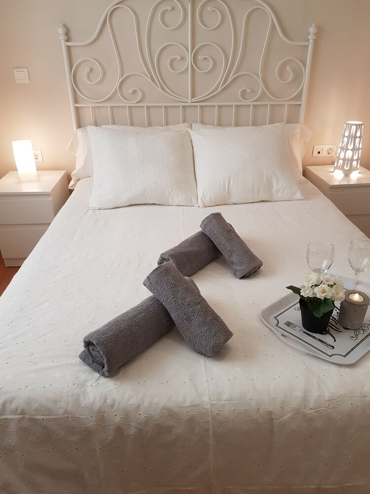 Фото HomeMalaga La Merced Studio