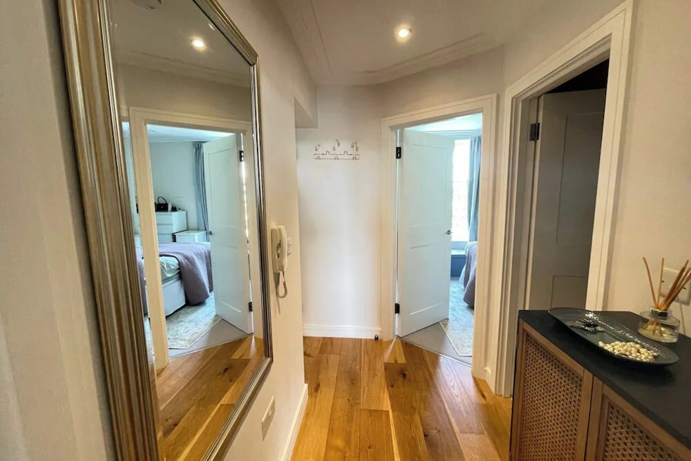 Фото Elegant & Relaxing 1bd Flat - Balham