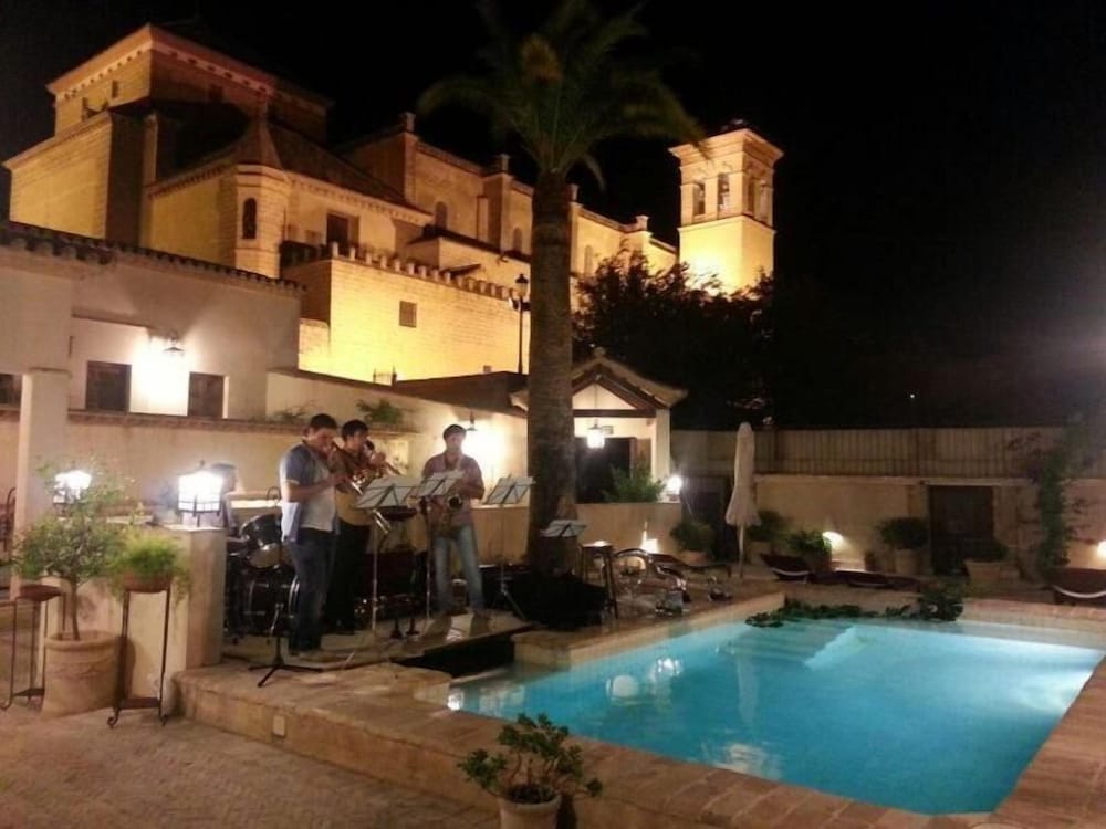 Фото La Hospederia Del Monasterio