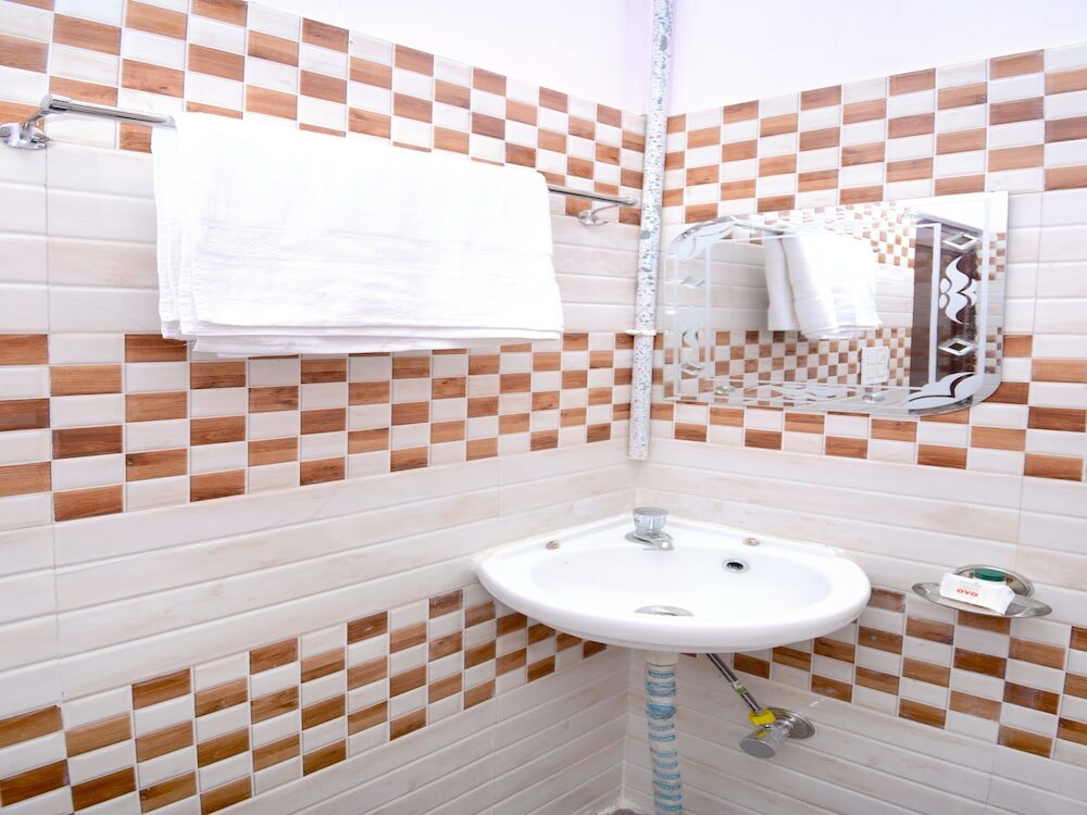 Фото Oyo 28097 Hotel Park View