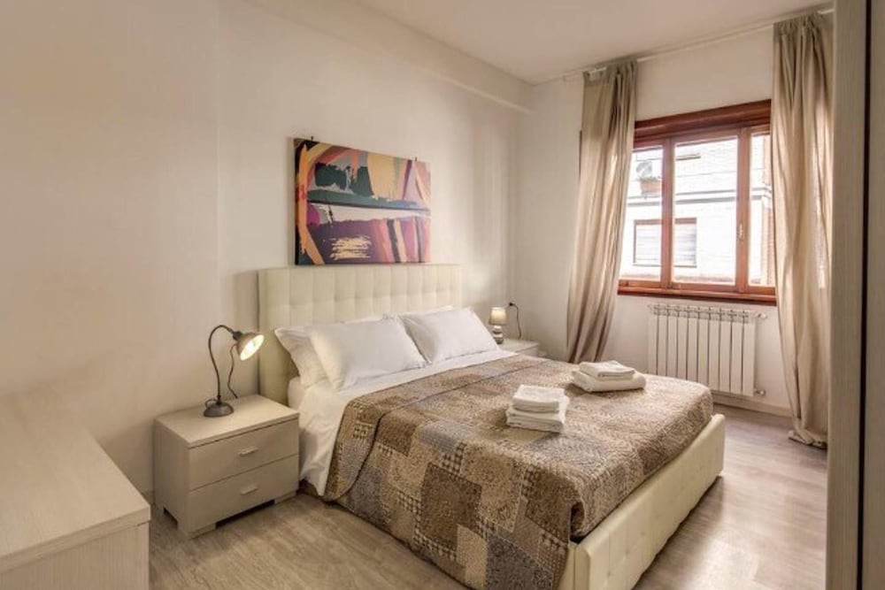 Фото Retro2 Vaticano-max 4 pax