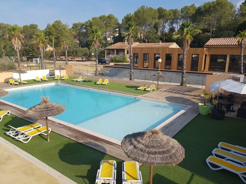 Гостиница Domaine des Voiles de Pierrefeu в Бриньоле