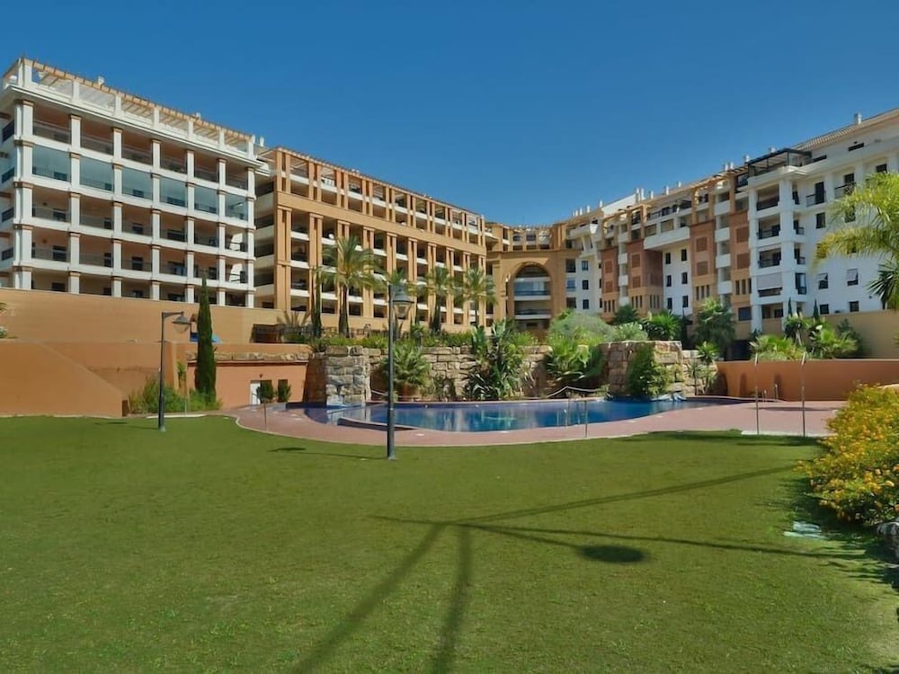 Фото Lujoso Apartamento San Pedro De Alcantara Marbella