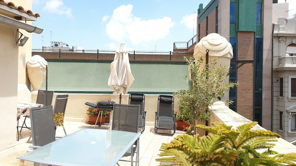 Фото Atico de lujo plaza ayuntamiento pet friendly