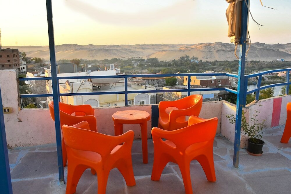 Фото Captain Guest House