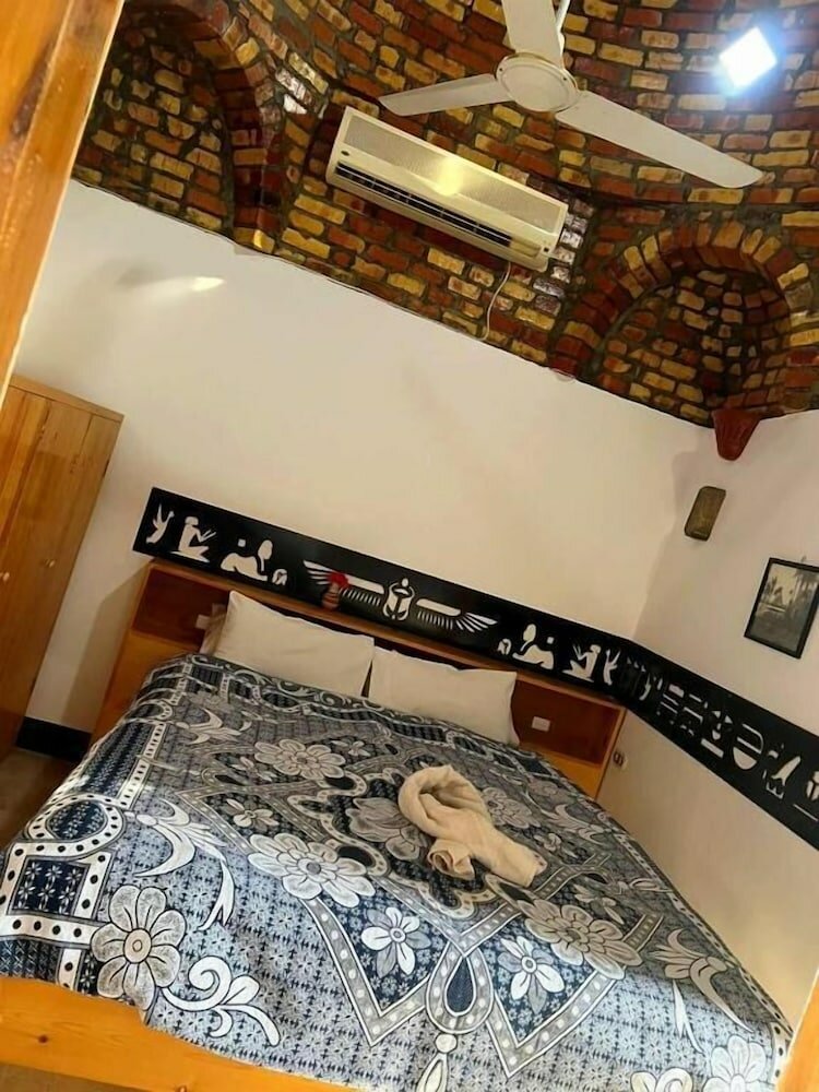 Фото Desert paradise Hotel