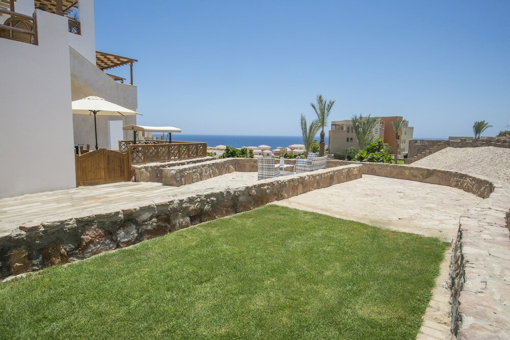 Фото Outstanding Sea View-Azzurra Apartments