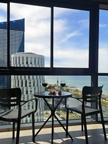 Внешний вид отеля Dream Apartments at Alliance Palace в Батуми, фото 3