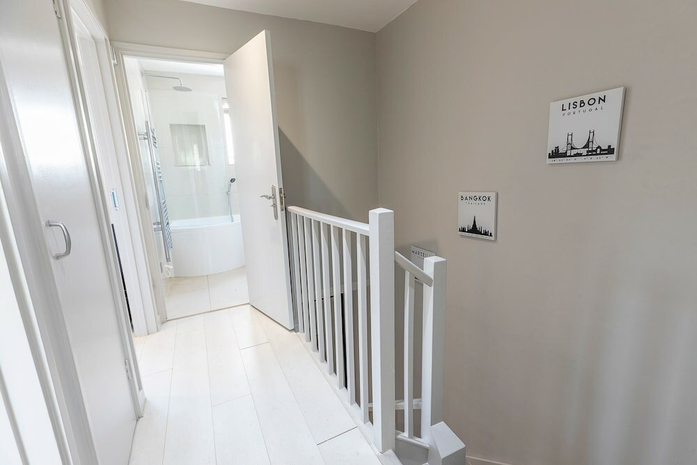 Фото Amazing 3 Bedrooms Flat Near Hyde Park & Oxford St