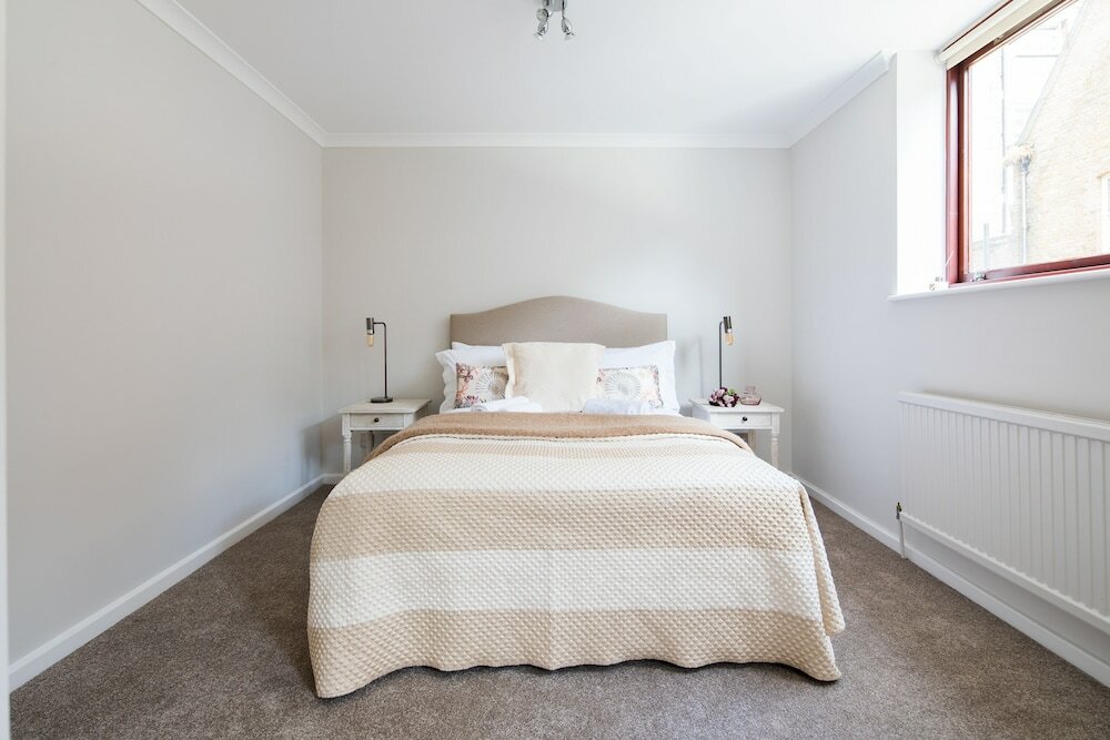 Фото Richardsons Mews by Lime Street