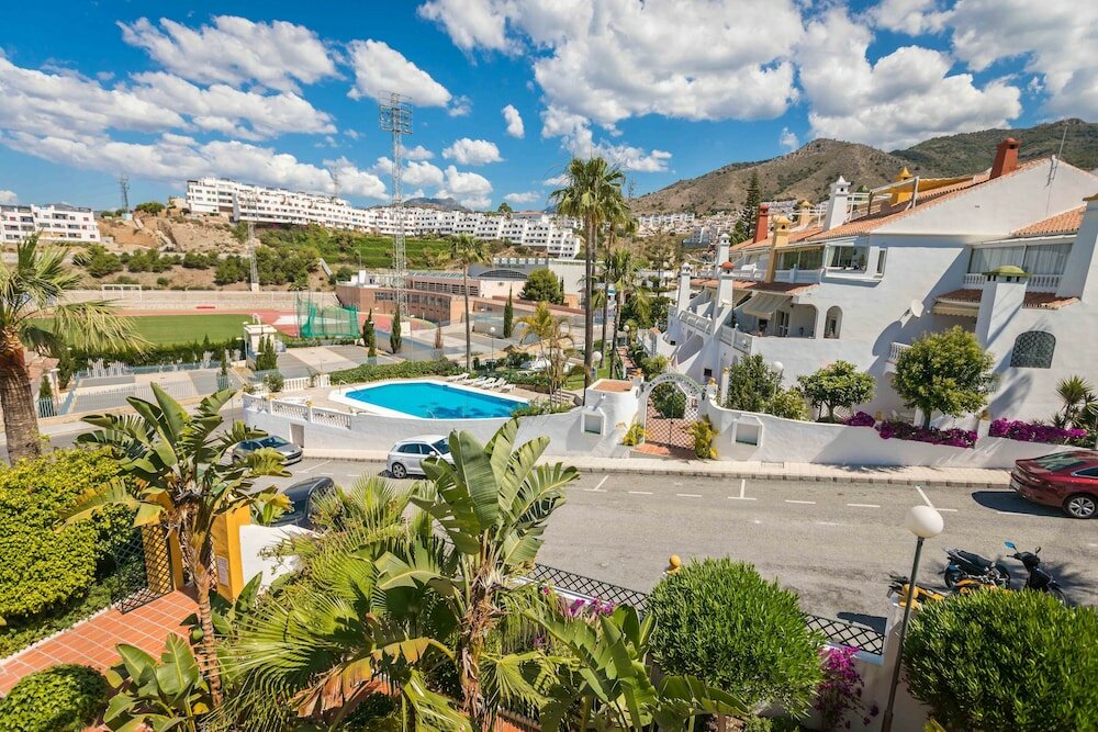 Фото Apartamentos Turísticos Las Rosas de Capistrano