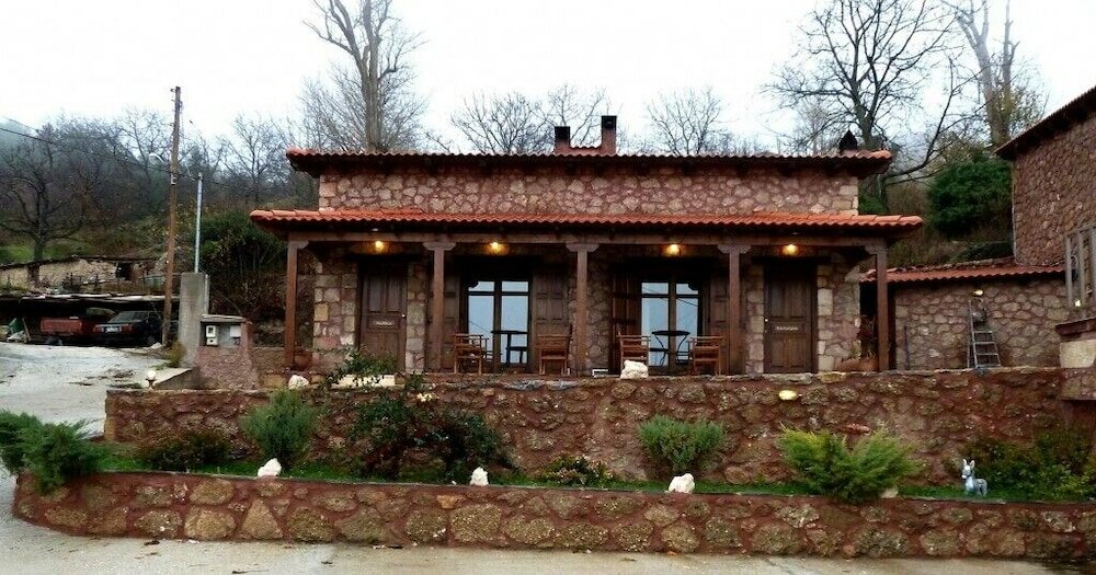 Фото Paliokastro Guesthouse