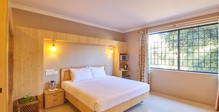 Фото Cross Roads Inn