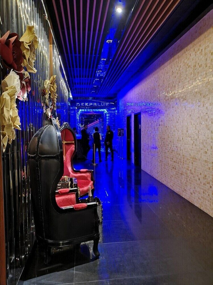 Фото Platinum Suites by Skybay