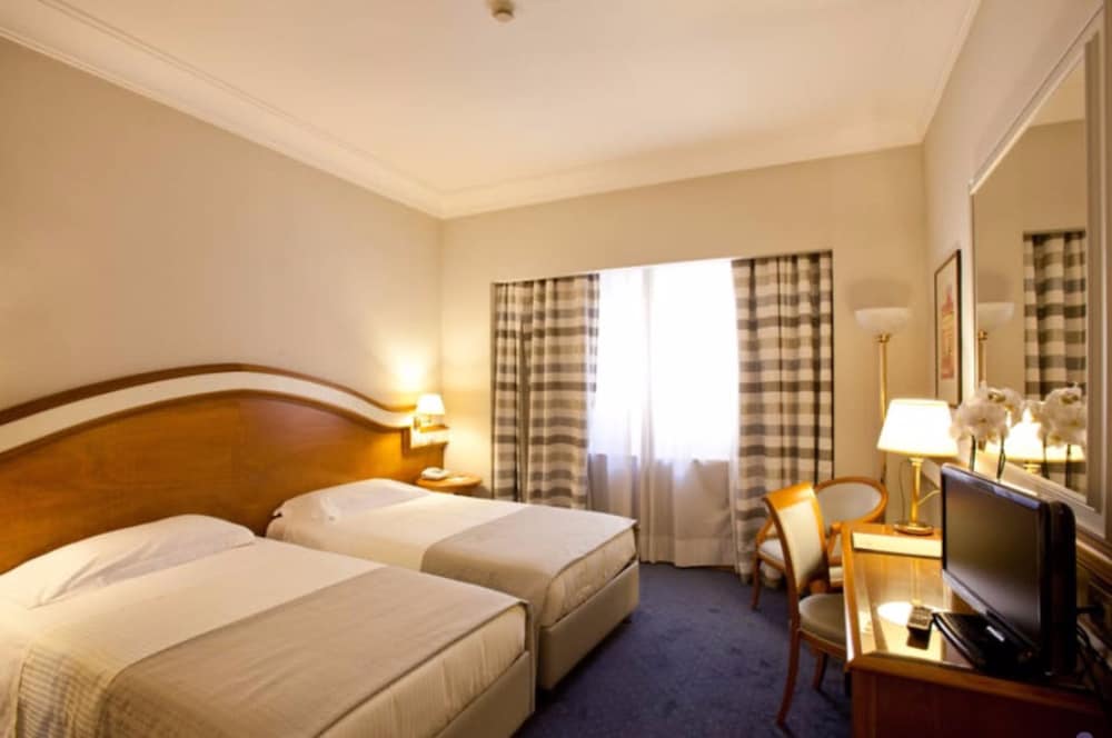 Фото отеля 4