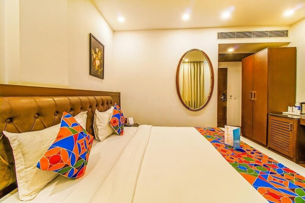 Фото Hotel Wti Airport