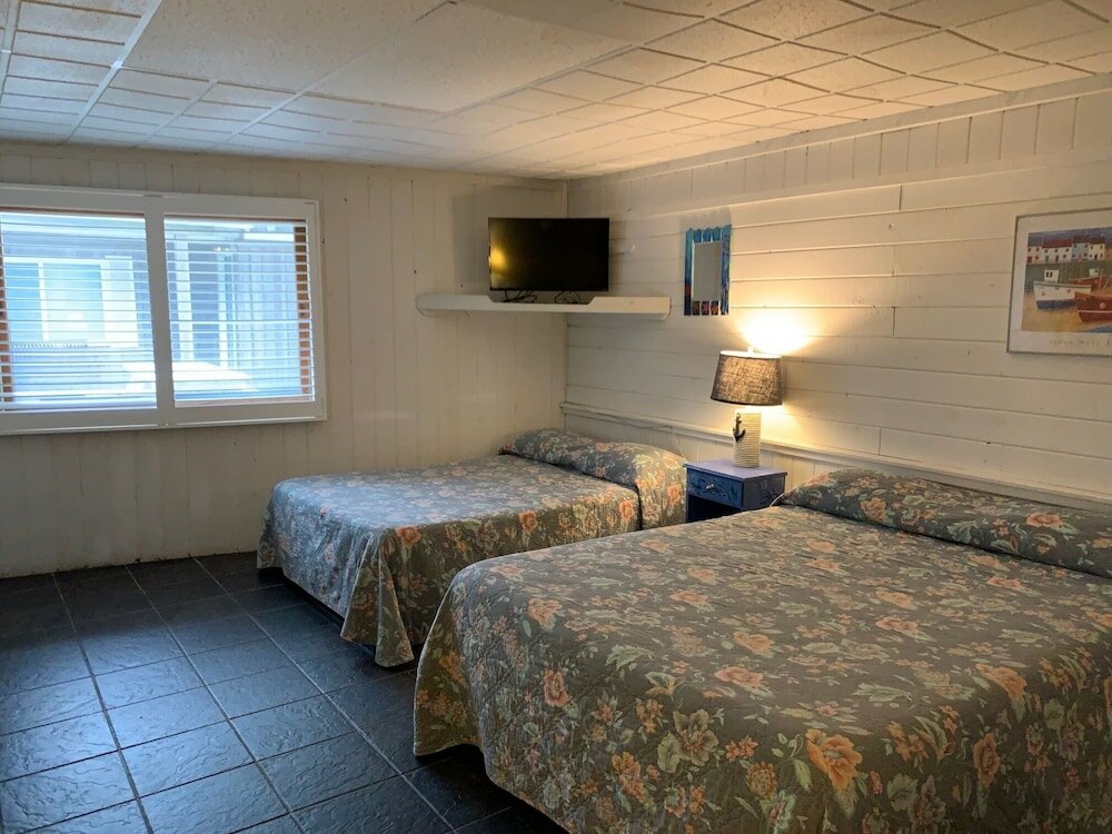 Фото Vineyard Harbor Motel