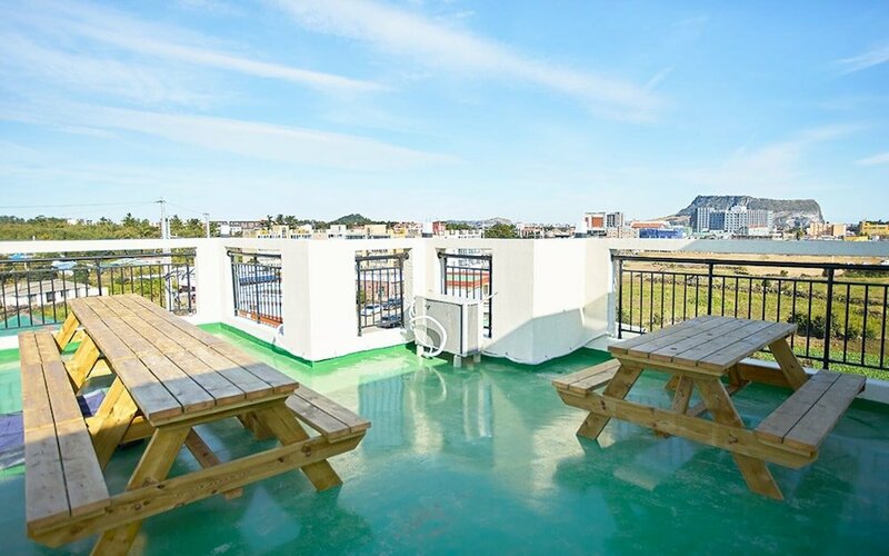 Гостиница Jeju Seongsan Healing Guest House