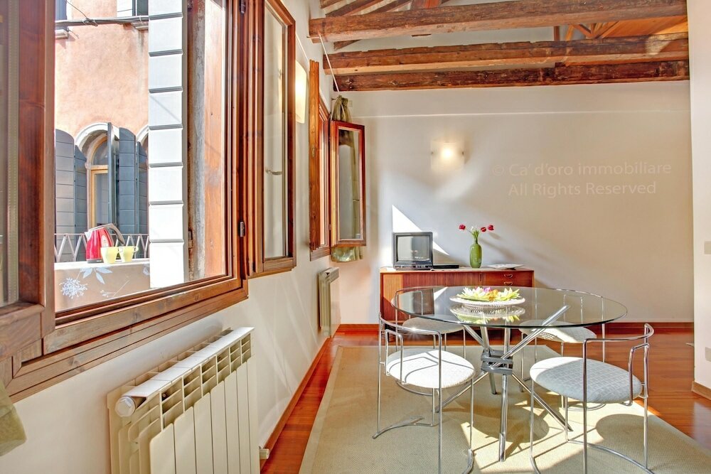 Фото Grimaldi Apartments - Ca Orlina