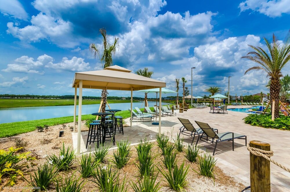 Фото Stylish Home w Private Pool, 10 Min. From Disney!