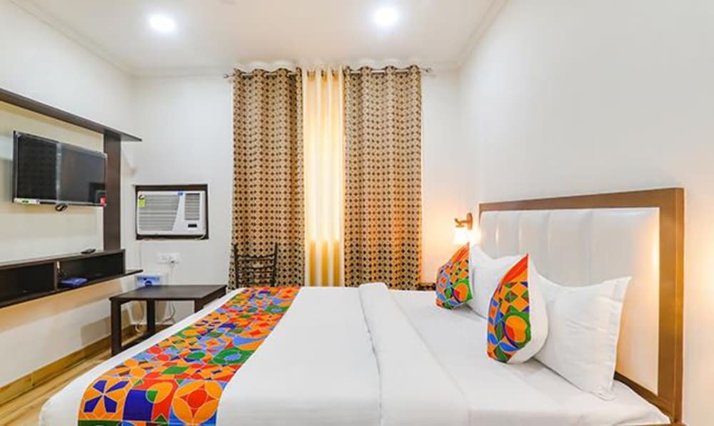 Фото Fabhotel Shyam Inn