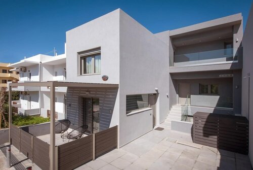 Гостиница Malia Palace by Luxury Living Apartments в Коккини-Хани