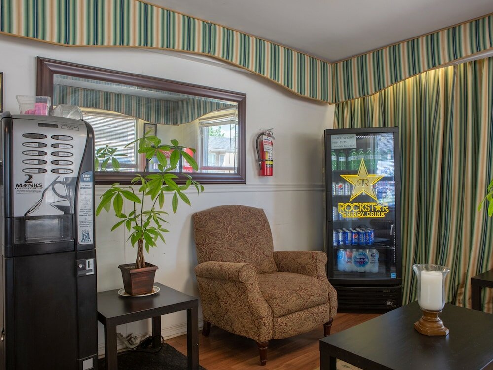 Фото Hotel Richmond Hill On North