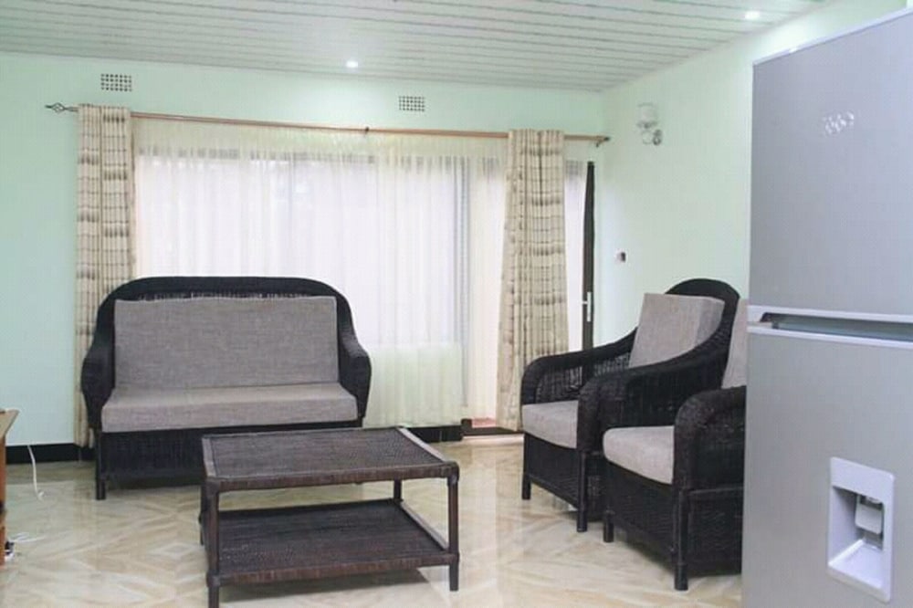 Фото Kutwingi lodge