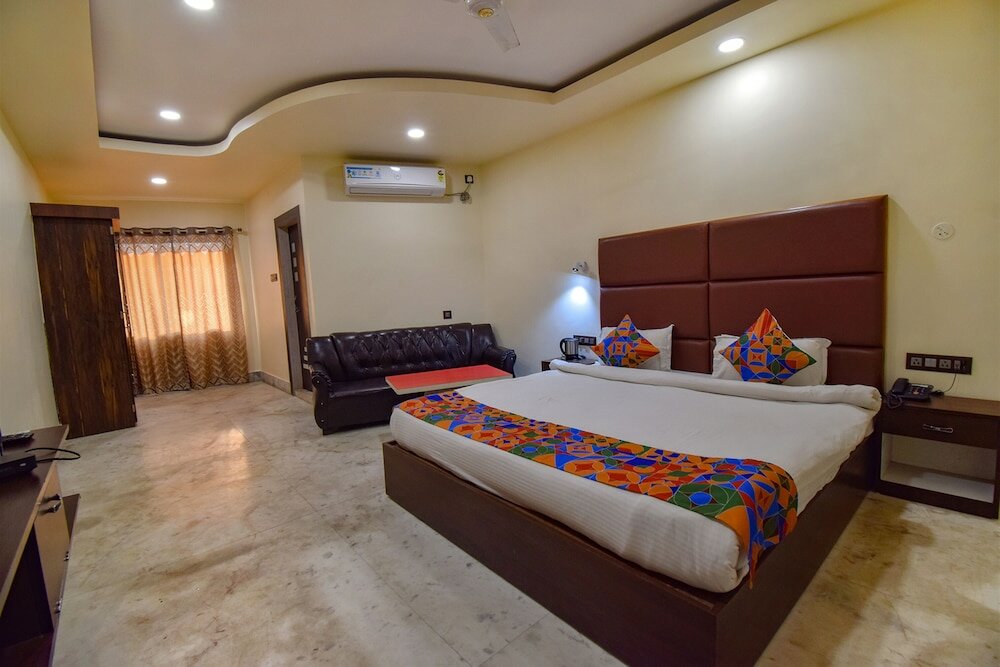 Фото Fabhotel Red Rose