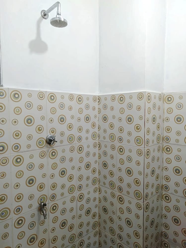 Фото Oyo 92596 Al-razzaq Guest House