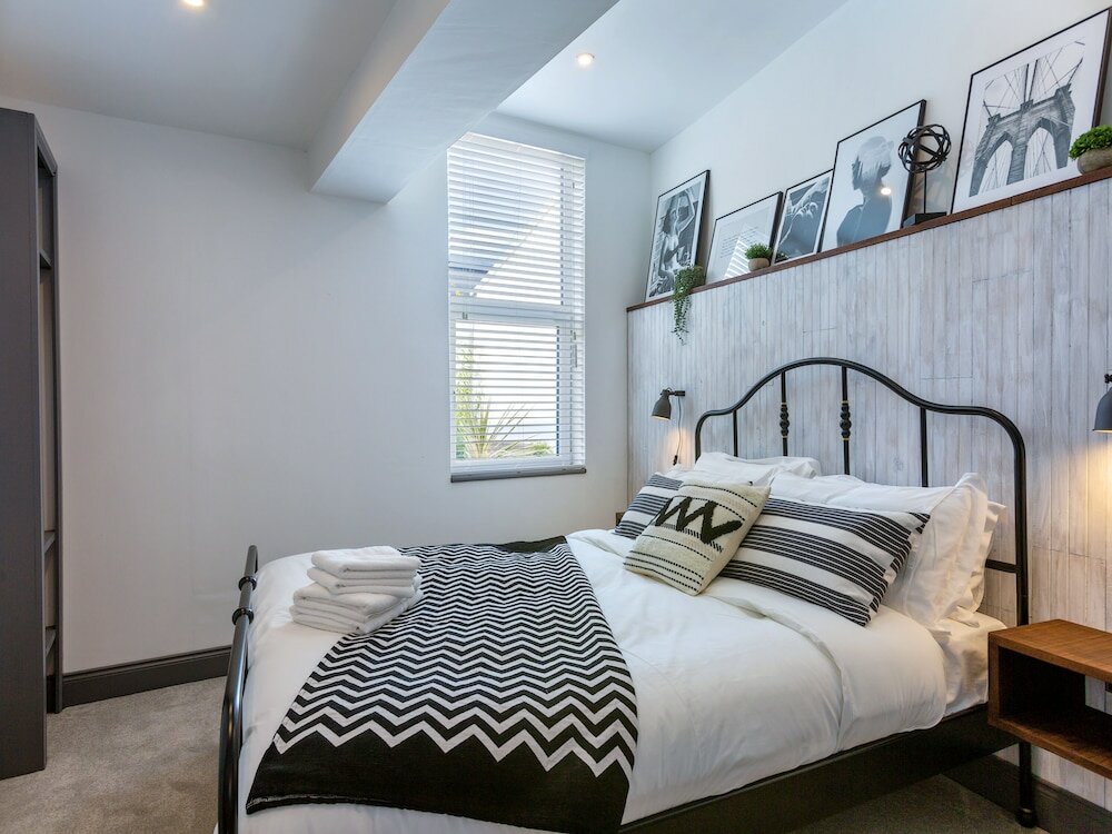 Фото Macs Townhouse