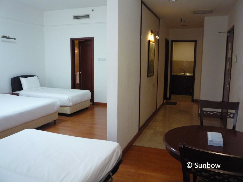 Фото Sunbow Suites