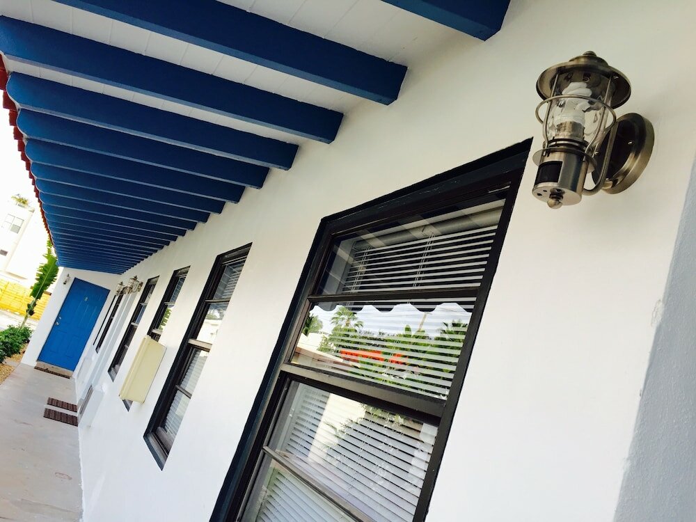 Фото Oasis Hotel