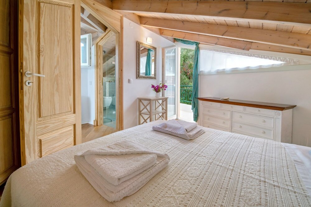 Фото Lakka Seaview Apartments by Konnect